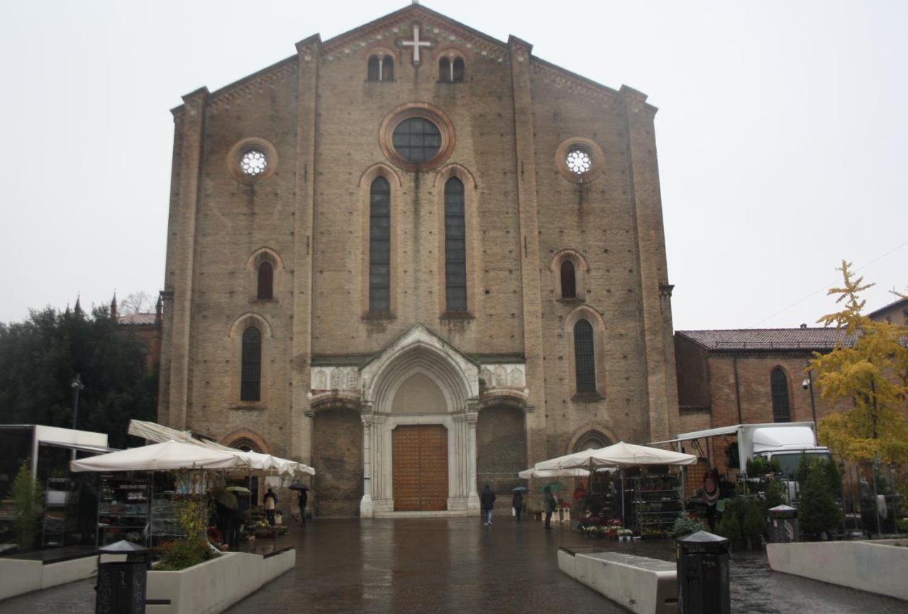 Appartamento Blu Centro Storico โบโลญญา ภายนอก รูปภาพ