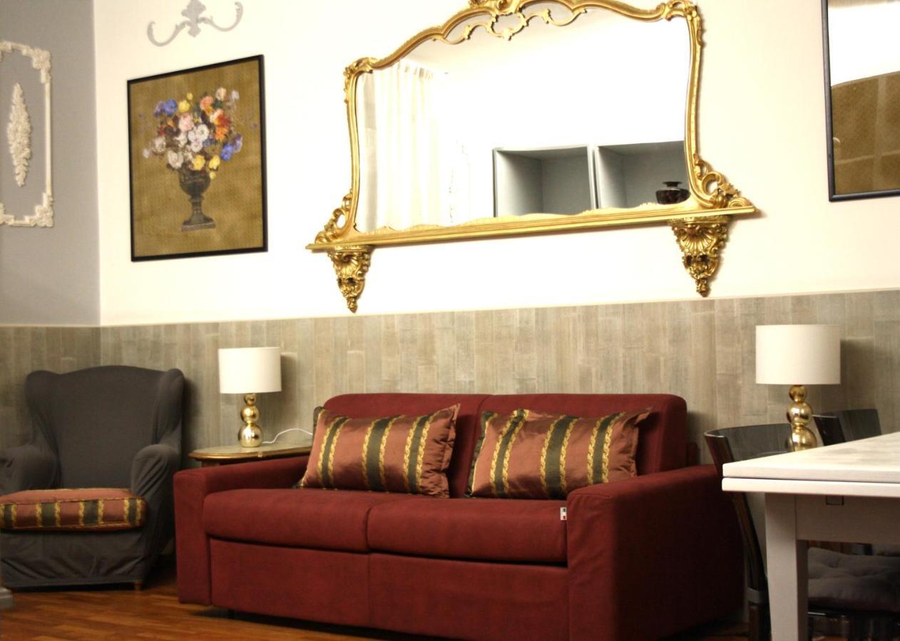 Appartamento Blu Centro Storico โบโลญญา ภายนอก รูปภาพ